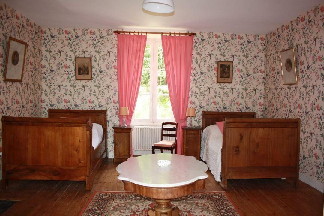 Domaine De La Borliere Villa Fenioux  Exteriör bild
